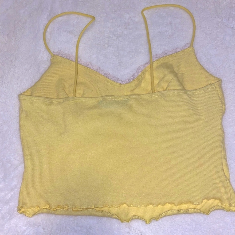 SHEIN Laced yellow cropped tank. Size M. NEVER WORN. pet free smoke free home - Picture 3 of 3